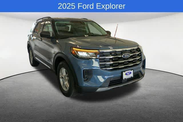 new 2025 Ford Explorer car, priced at $40,844