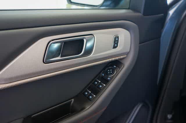 new 2025 Ford Explorer car, priced at $40,844