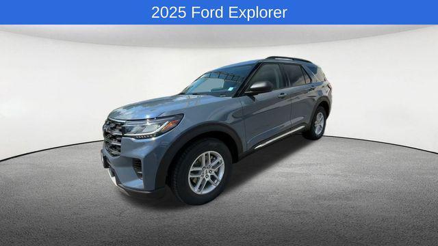 new 2025 Ford Explorer car, priced at $44,005