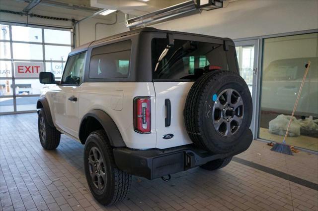 new 2024 Ford Bronco car, priced at $43,607