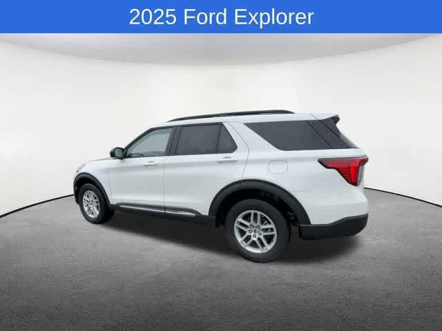 new 2025 Ford Explorer car, priced at $41,201
