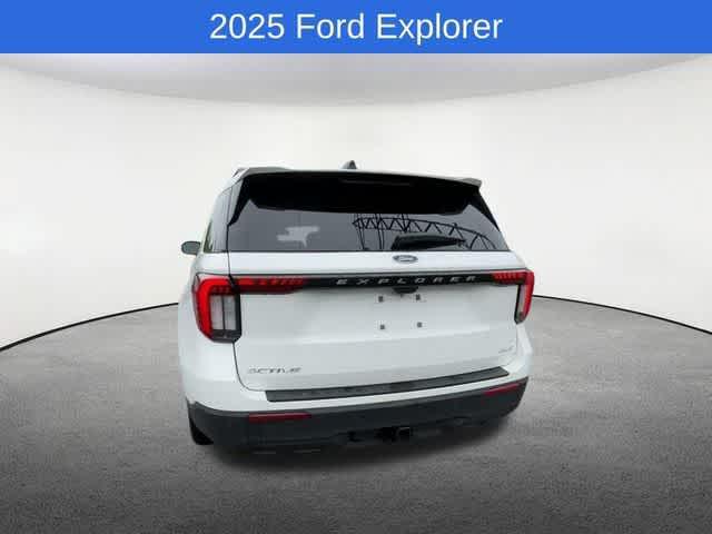 new 2025 Ford Explorer car, priced at $41,201