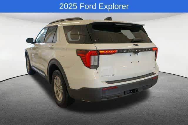 new 2025 Ford Explorer car, priced at $41,201
