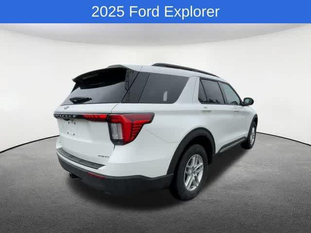 new 2025 Ford Explorer car, priced at $41,201