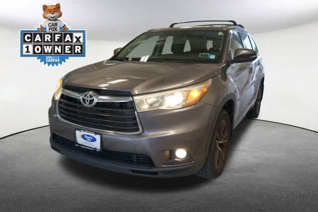 used 2016 Toyota Highlander car, priced at $16,101