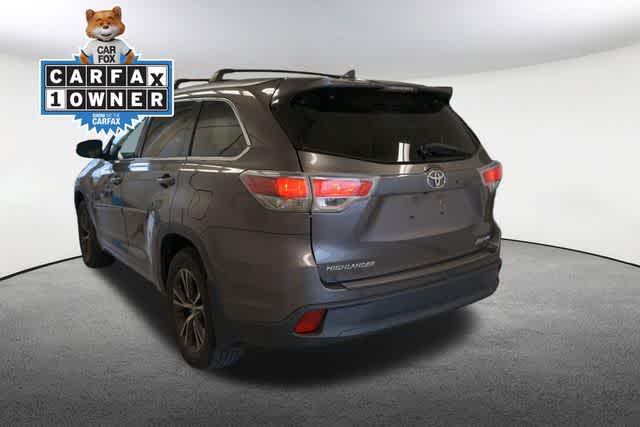 used 2016 Toyota Highlander car, priced at $16,101