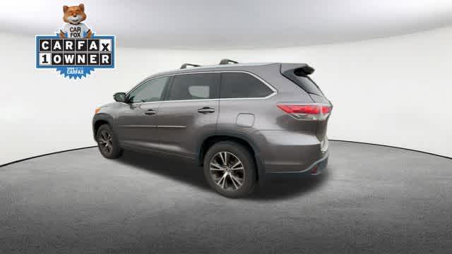 used 2016 Toyota Highlander car, priced at $16,101