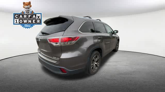 used 2016 Toyota Highlander car, priced at $16,101