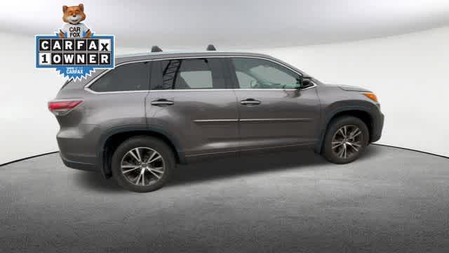 used 2016 Toyota Highlander car, priced at $16,101