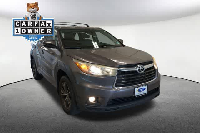 used 2016 Toyota Highlander car, priced at $16,101
