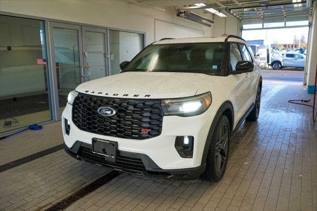 new 2025 Ford Explorer car, priced at $61,090