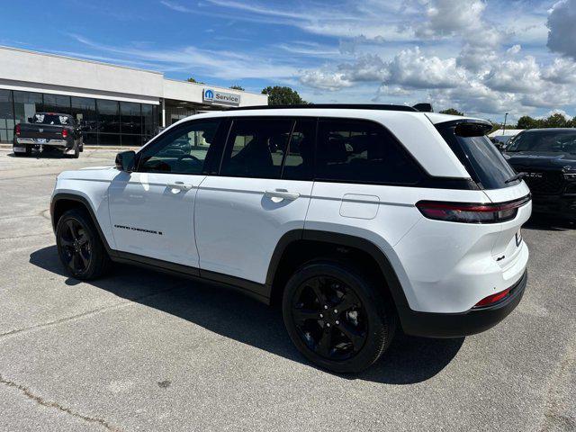 used 2023 Jeep Grand Cherokee car, priced at $33,600