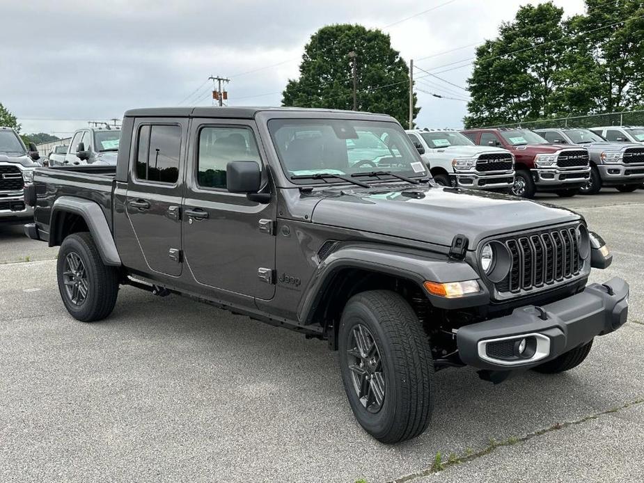 new 2024 Jeep Gladiator car, priced at $47,056