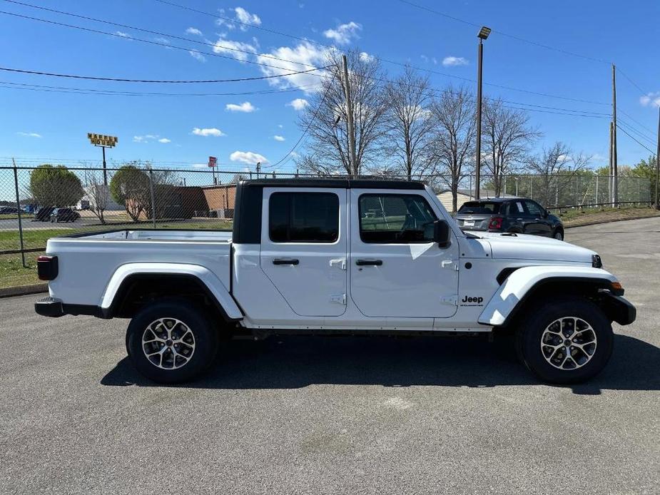 new 2024 Jeep Gladiator car, priced at $47,506