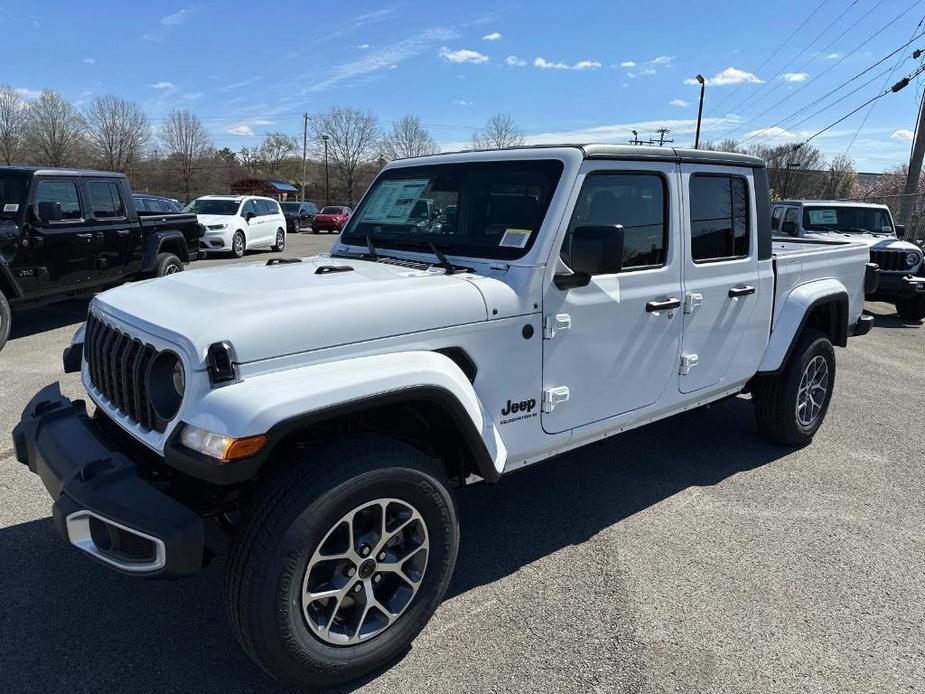 new 2024 Jeep Gladiator car, priced at $47,506