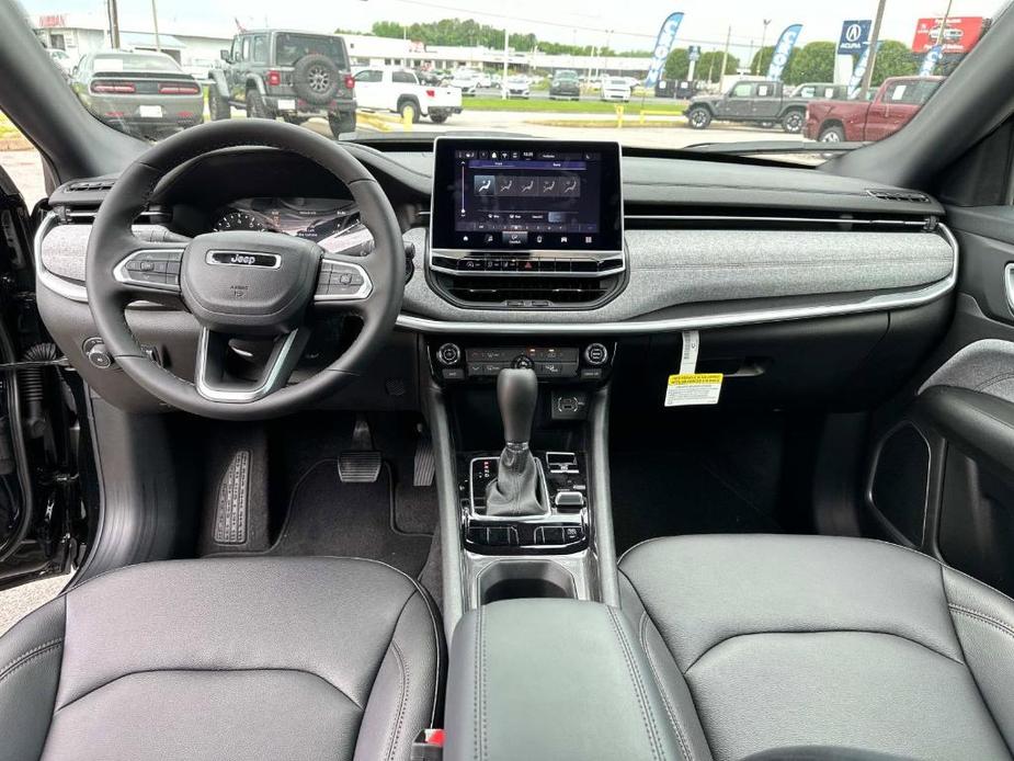 new 2024 Jeep Compass car, priced at $33,527