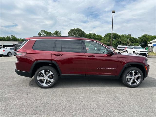 new 2024 Jeep Grand Cherokee L car, priced at $52,985