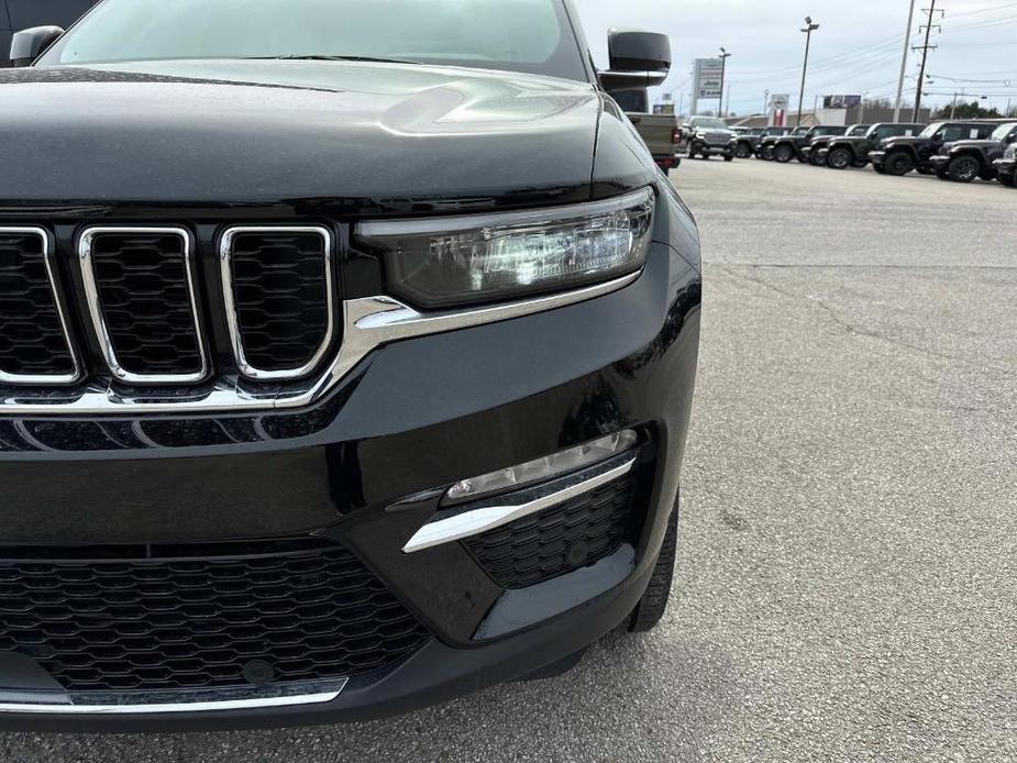 new 2024 Jeep Grand Cherokee car, priced at $53,435