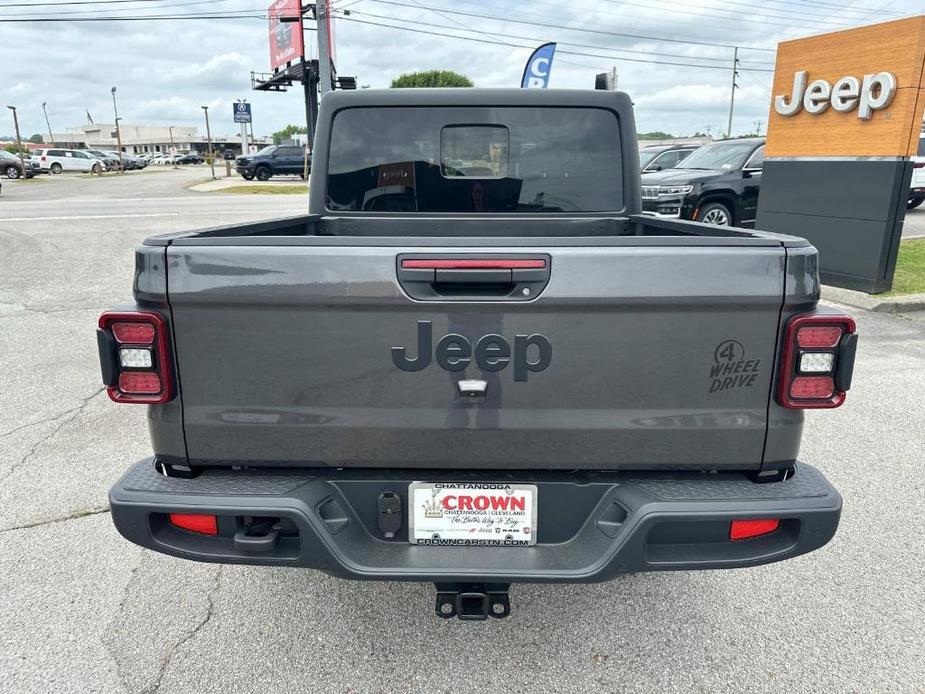 new 2024 Jeep Gladiator car, priced at $50,143