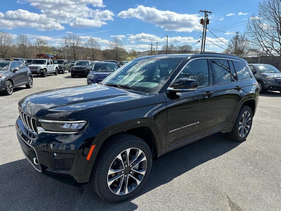 new 2024 Jeep Grand Cherokee car, priced at $62,011