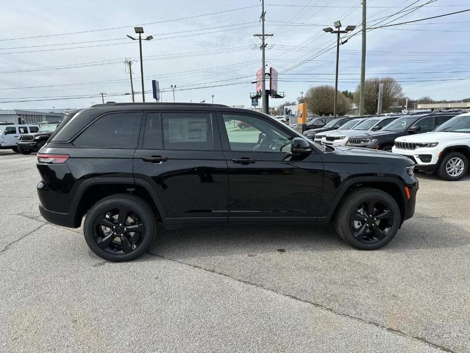 new 2024 Jeep Grand Cherokee car, priced at $53,525