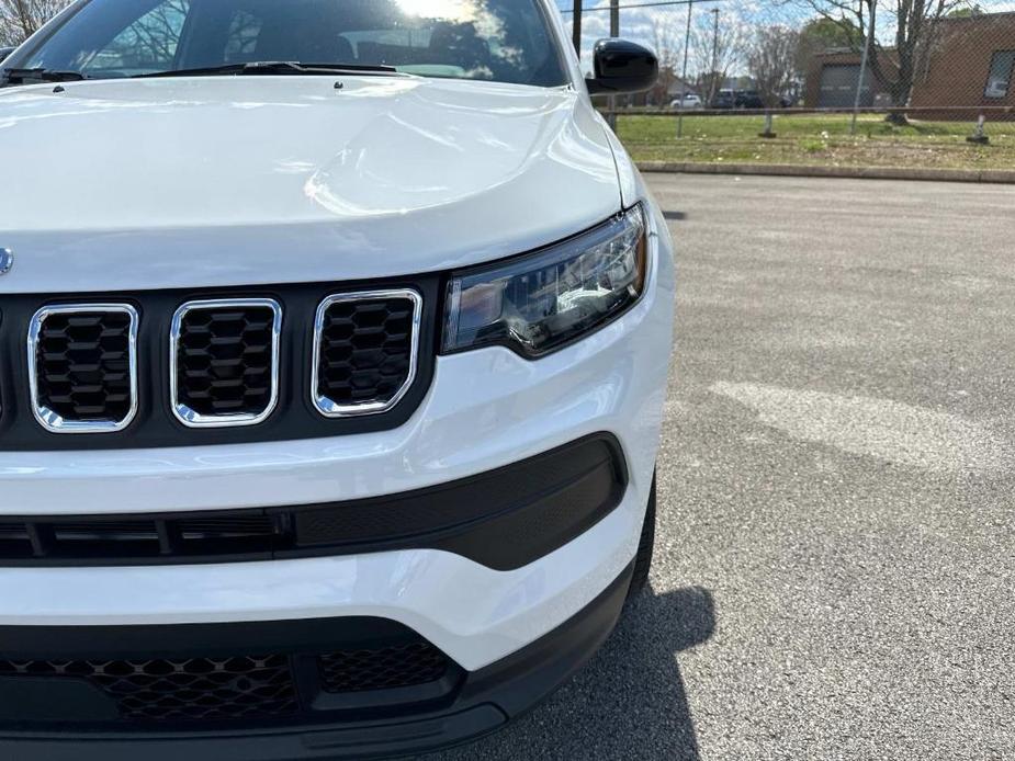 new 2024 Jeep Compass car, priced at $27,529
