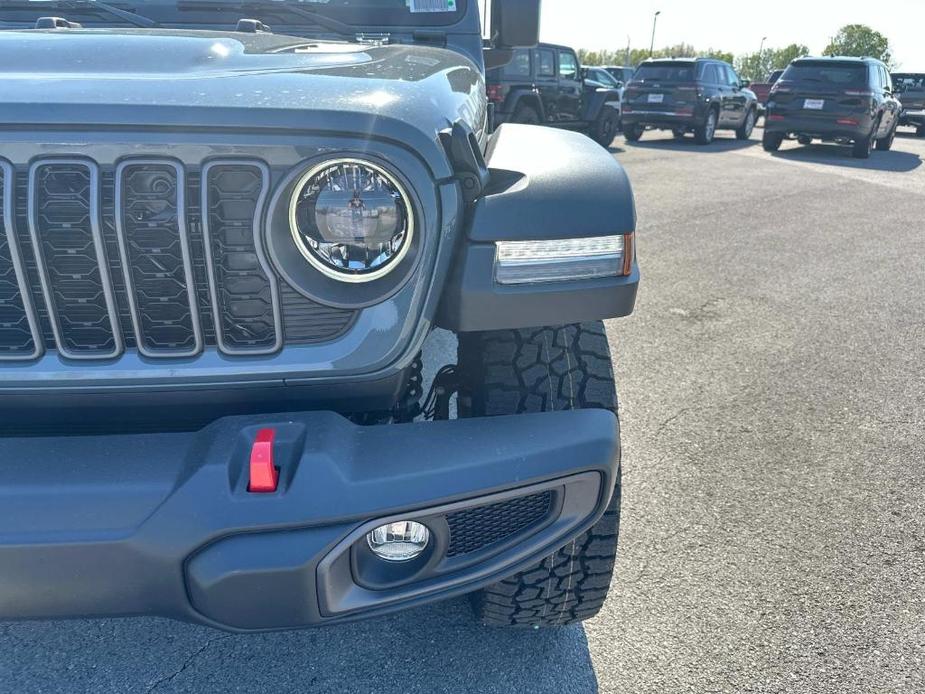new 2024 Jeep Gladiator car, priced at $62,085