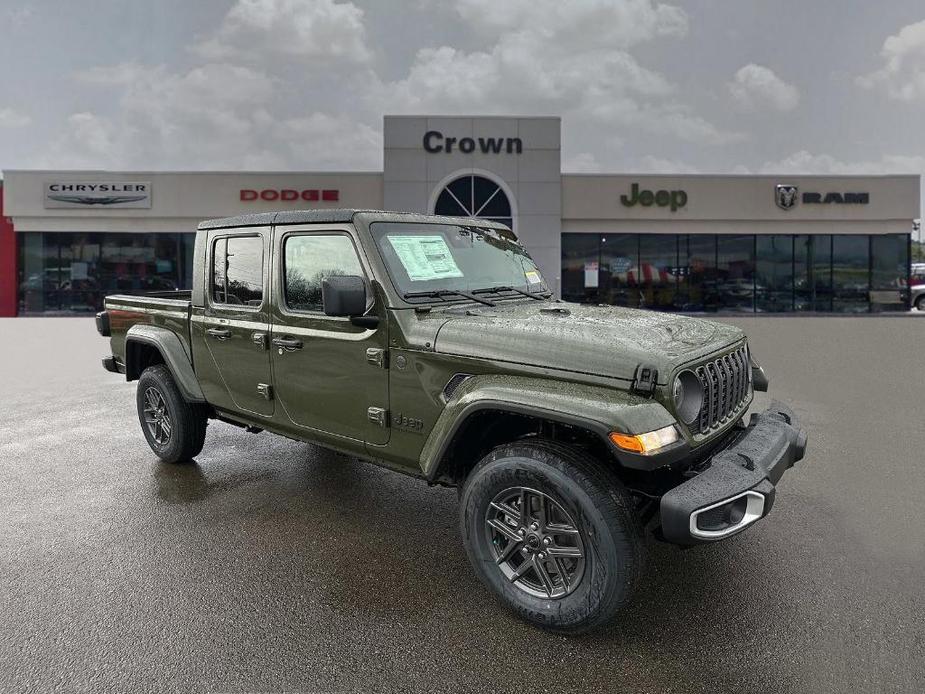 new 2024 Jeep Gladiator car, priced at $47,056