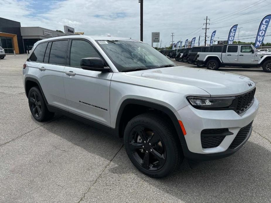 new 2024 Jeep Grand Cherokee car, priced at $45,787