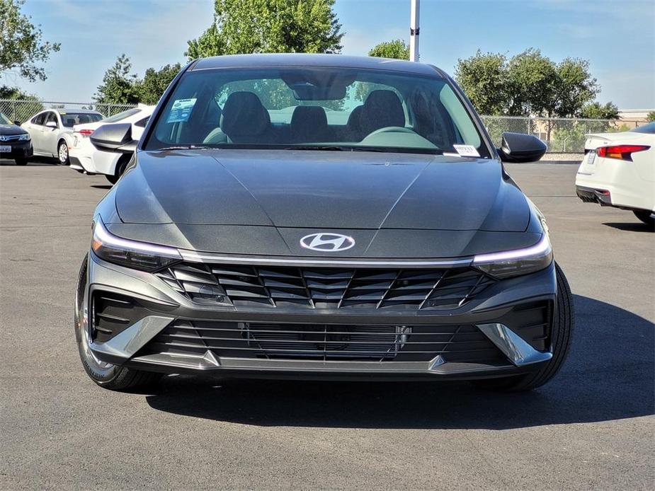 new 2024 Hyundai Elantra HEV car, priced at $26,485