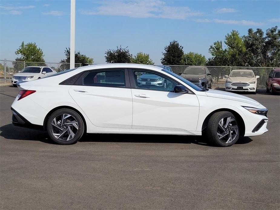 new 2025 Hyundai Elantra car, priced at $25,155