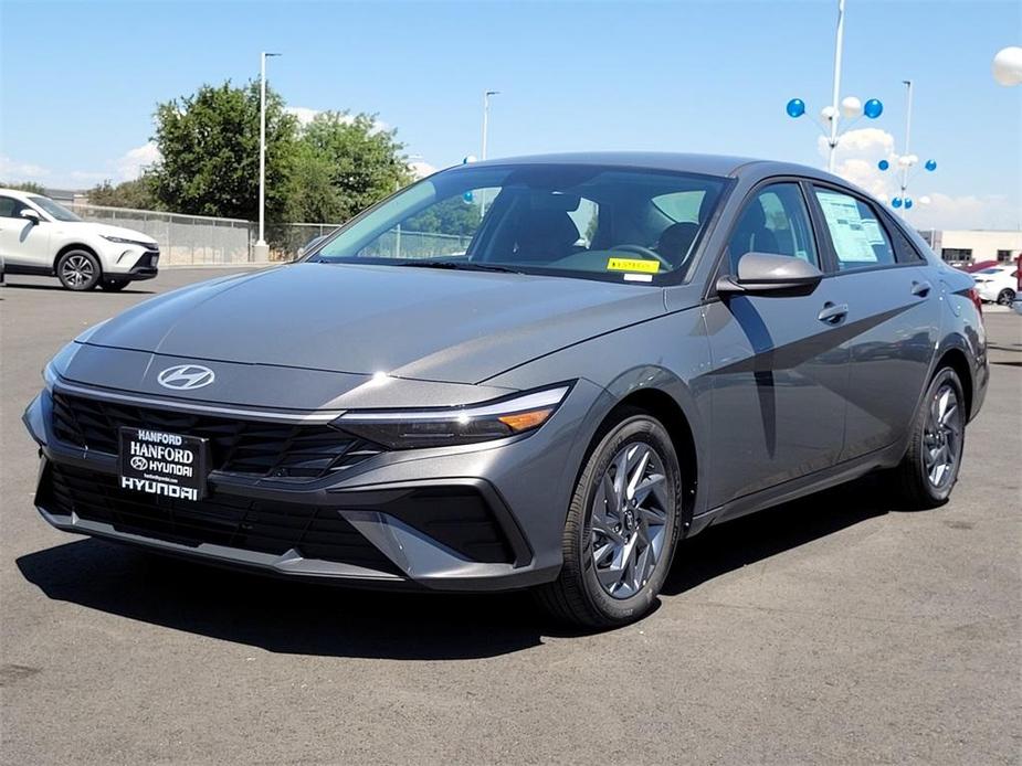 new 2024 Hyundai Elantra car, priced at $24,110