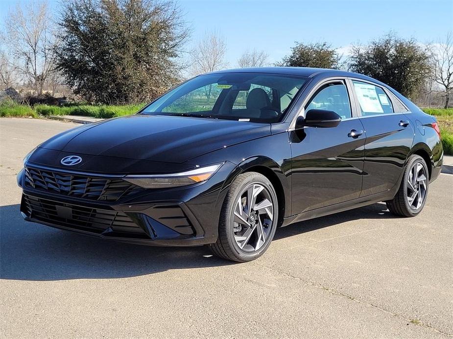 new 2024 Hyundai Elantra HEV car, priced at $29,685