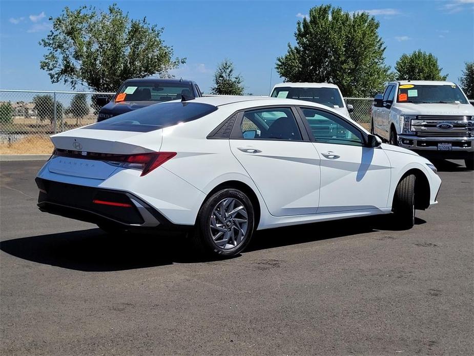 new 2024 Hyundai Elantra car, priced at $24,780