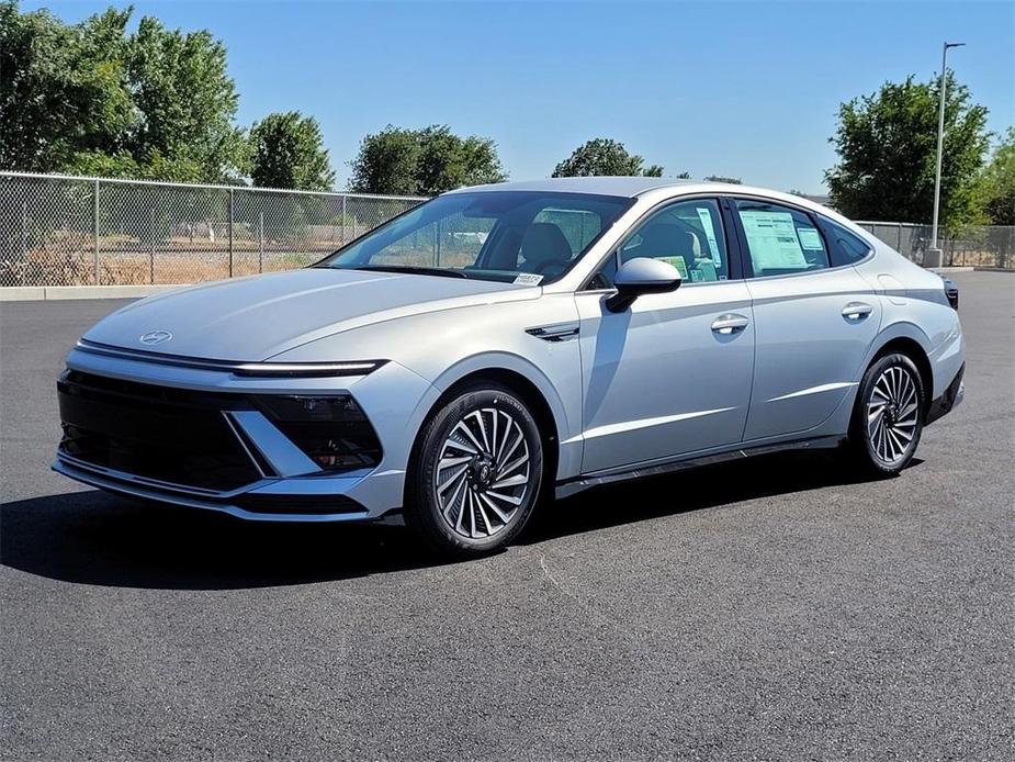 new 2024 Hyundai Sonata Hybrid car, priced at $31,515