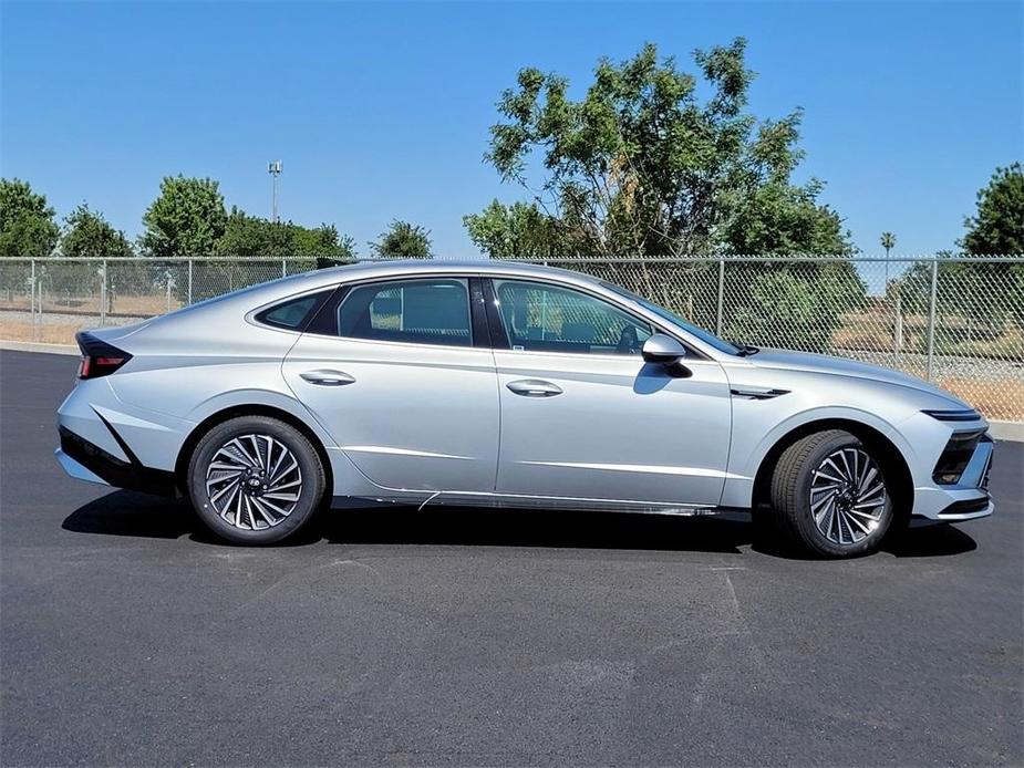 new 2024 Hyundai Sonata Hybrid car, priced at $31,515