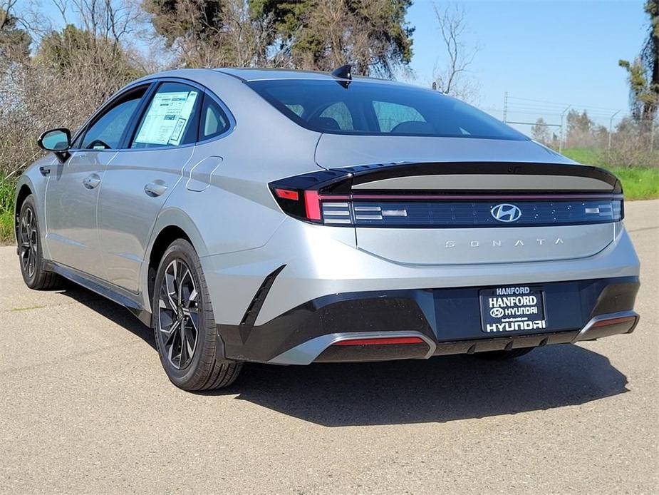 new 2024 Hyundai Sonata car, priced at $28,190