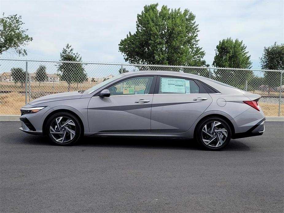 new 2024 Hyundai Elantra HEV car, priced at $29,670