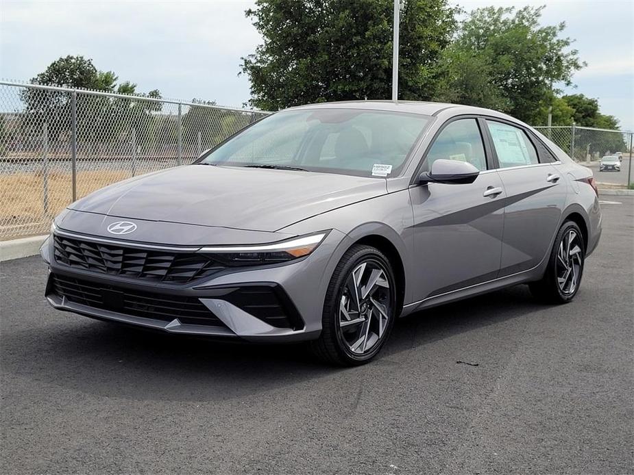 new 2024 Hyundai Elantra HEV car, priced at $29,670