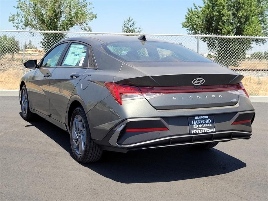 new 2024 Hyundai Elantra HEV car, priced at $26,485