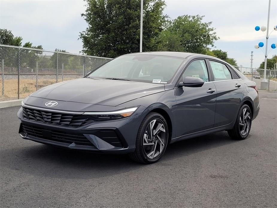 new 2024 Hyundai Elantra HEV car, priced at $29,670