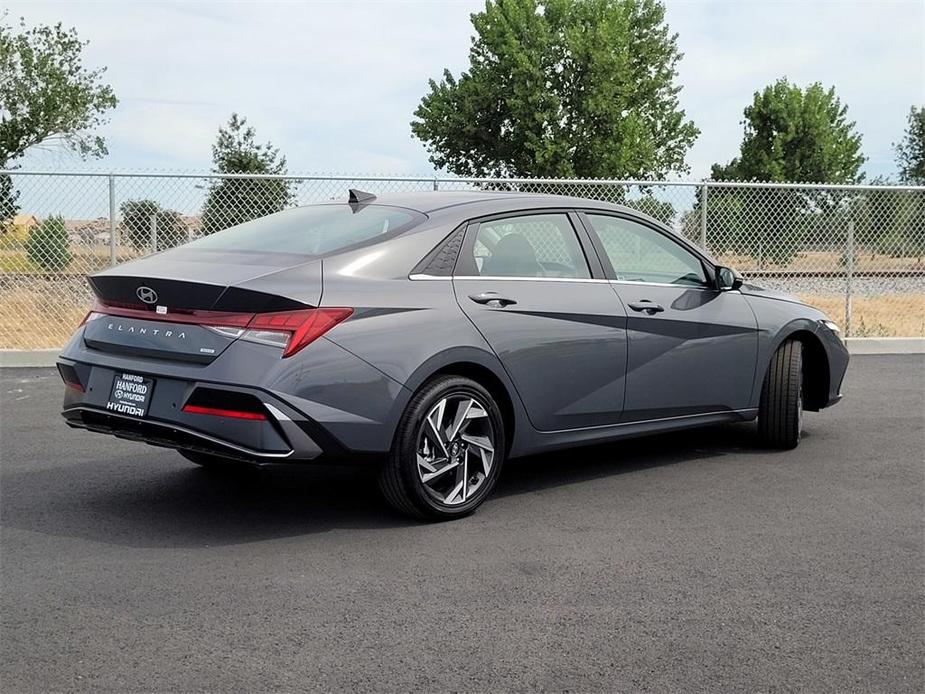 new 2024 Hyundai Elantra HEV car, priced at $29,670