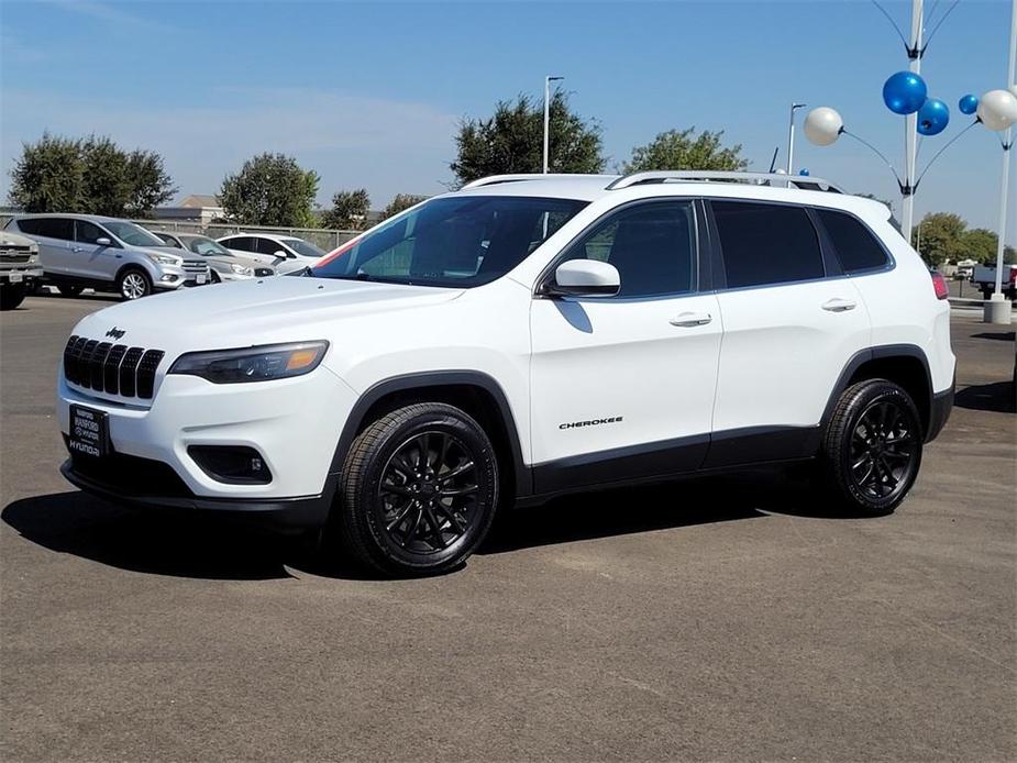 used 2019 Jeep Cherokee car, priced at $17,500