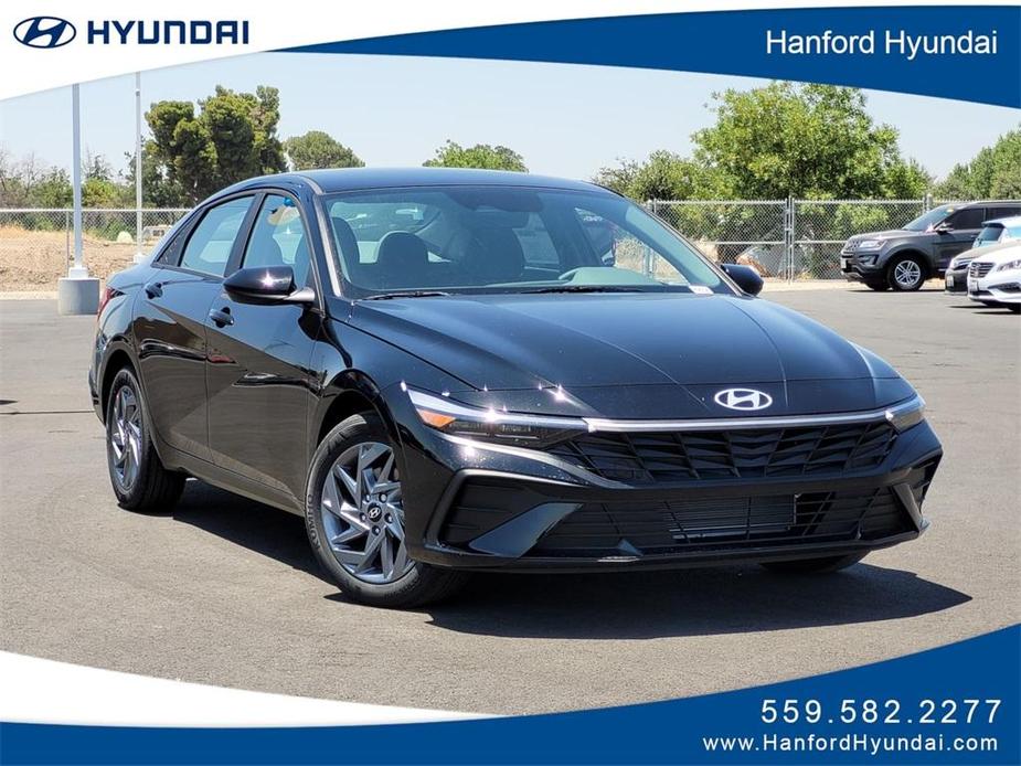 new 2024 Hyundai Elantra car, priced at $24,280