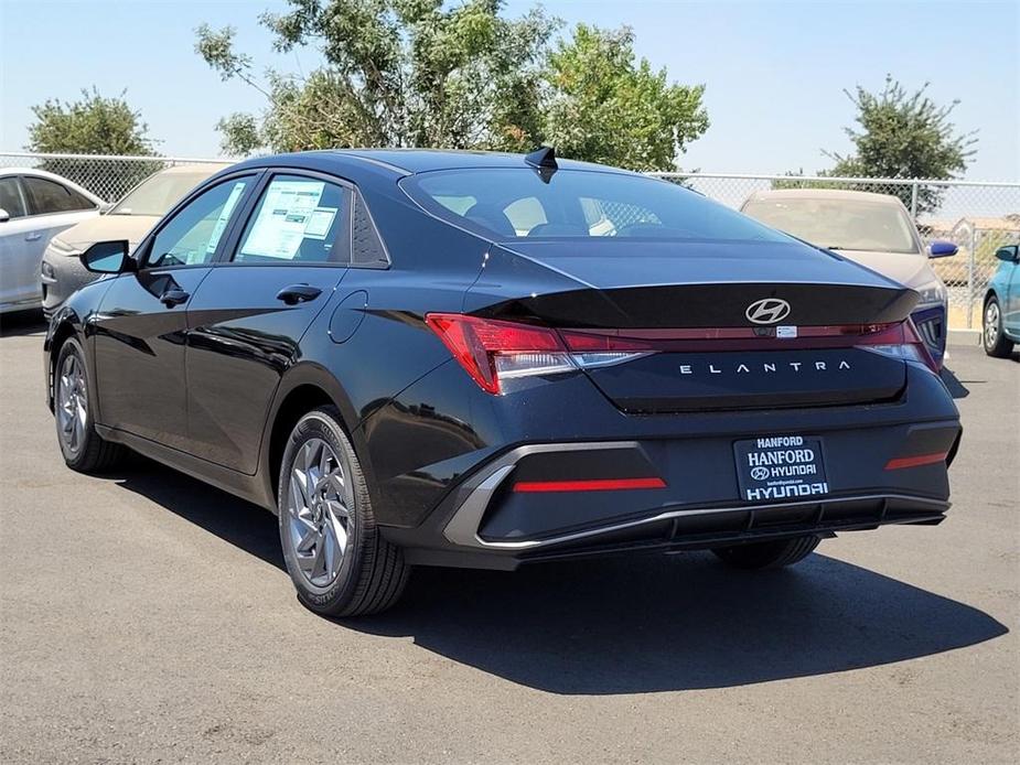 new 2024 Hyundai Elantra car, priced at $24,310