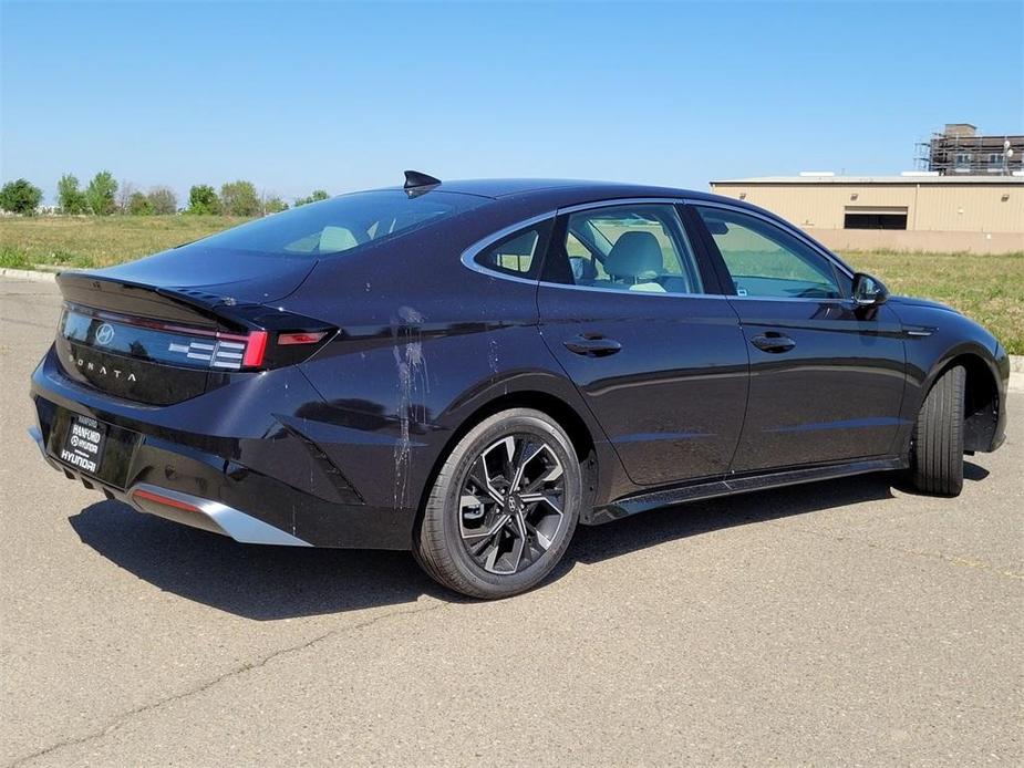 new 2024 Hyundai Sonata car, priced at $27,860