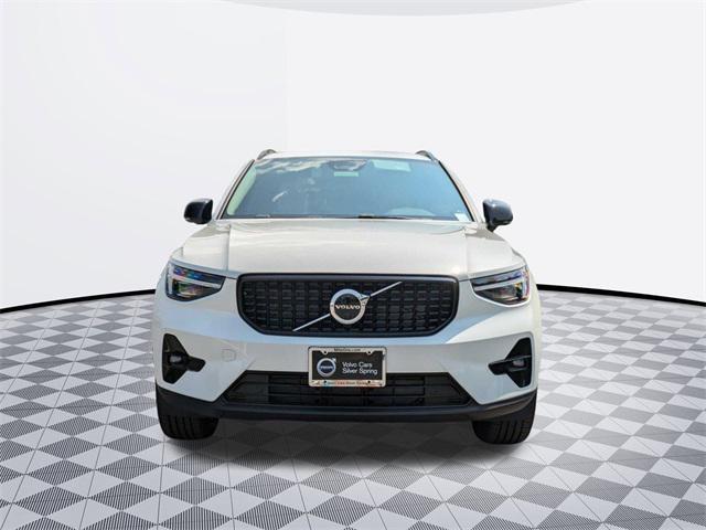 new 2025 Volvo XC40 car, priced at $48,315