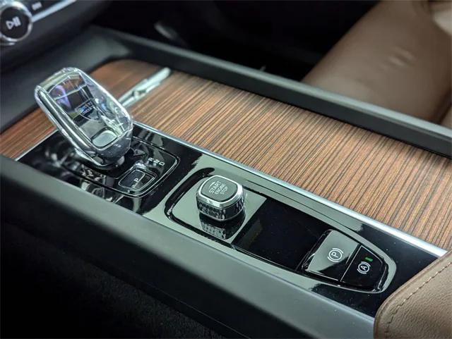 used 2023 Volvo XC60 Recharge Plug-In Hybrid car, priced at $43,500