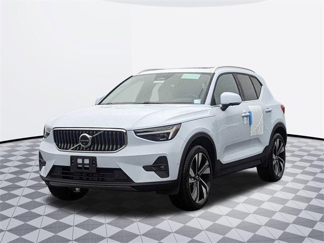 new 2024 Volvo XC40 car, priced at $51,910