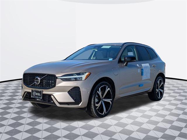 new 2025 Volvo XC60 Plug-In Hybrid car, priced at $69,085